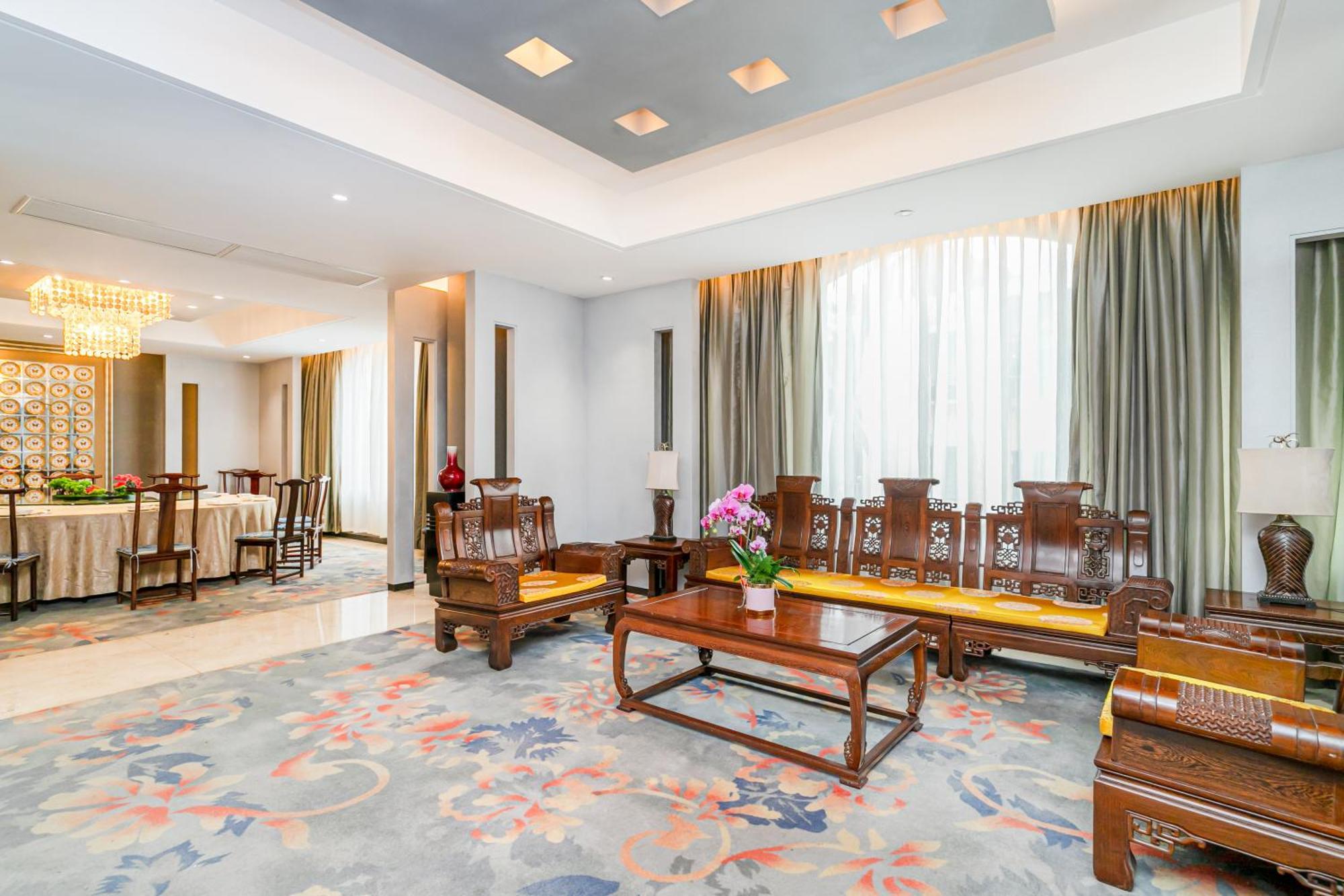 Guangdong Victory Hotel -Shamian Island Гуанчжоу Екстер'єр фото