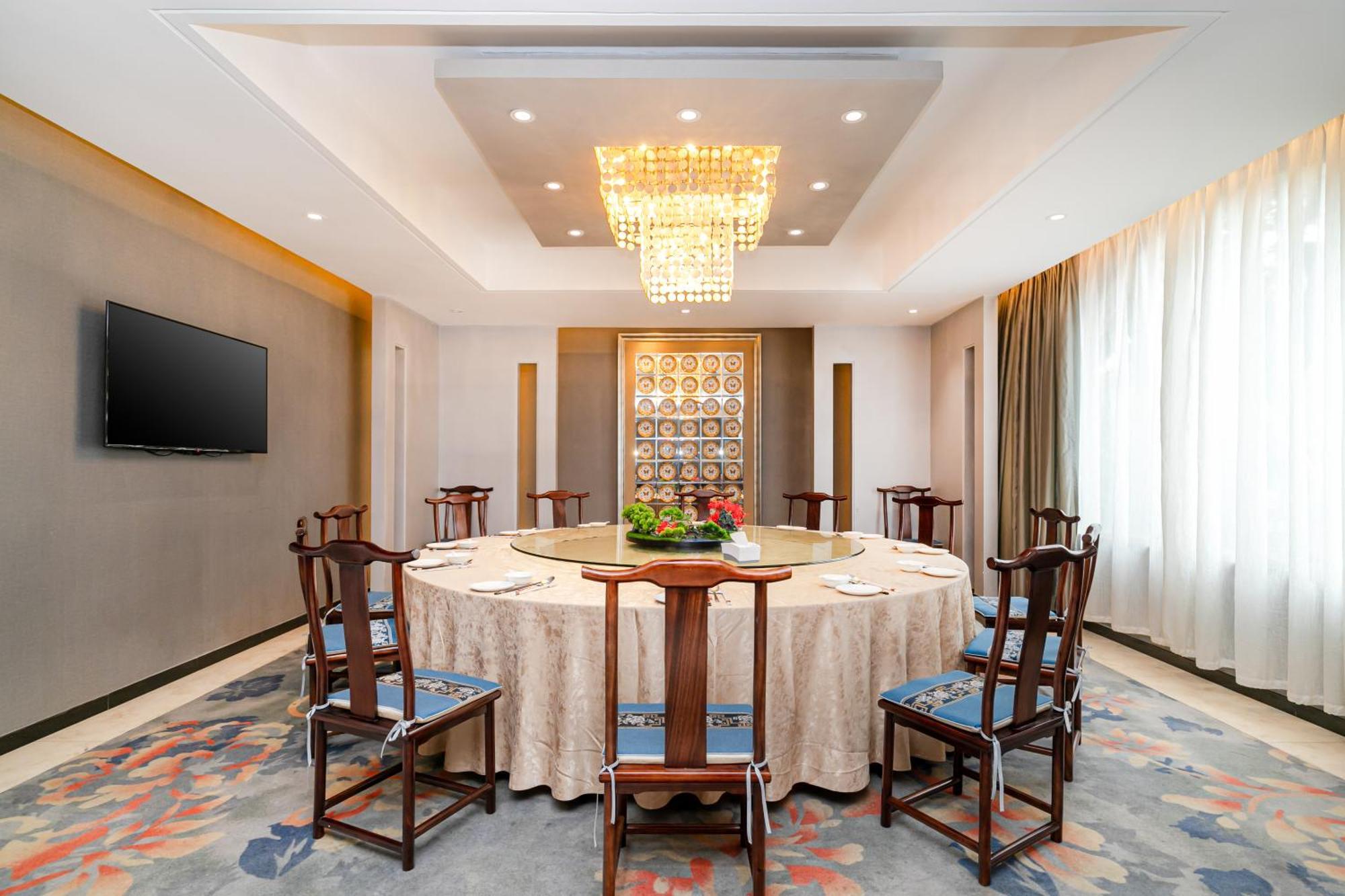 Guangdong Victory Hotel -Shamian Island Гуанчжоу Екстер'єр фото