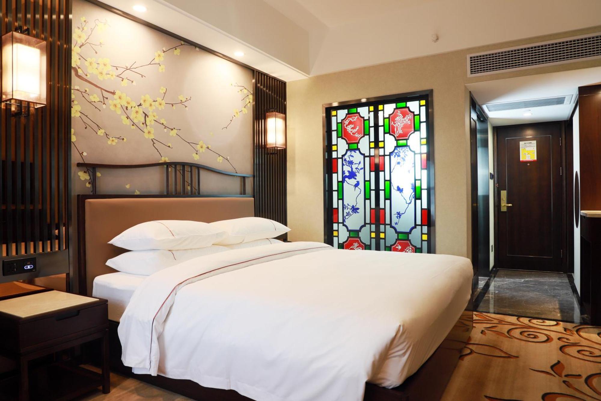 Guangdong Victory Hotel -Shamian Island Гуанчжоу Екстер'єр фото