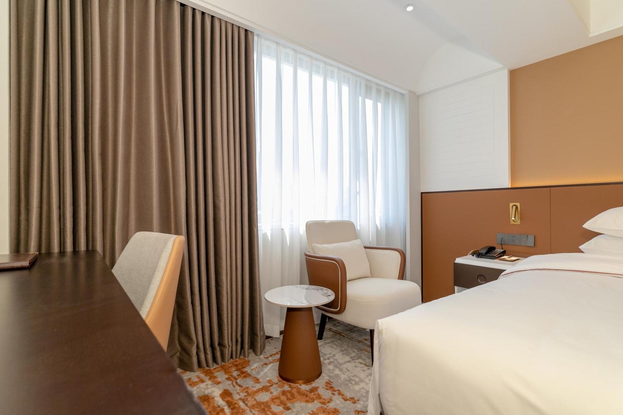 Guangdong Victory Hotel -Shamian Island Гуанчжоу Екстер'єр фото